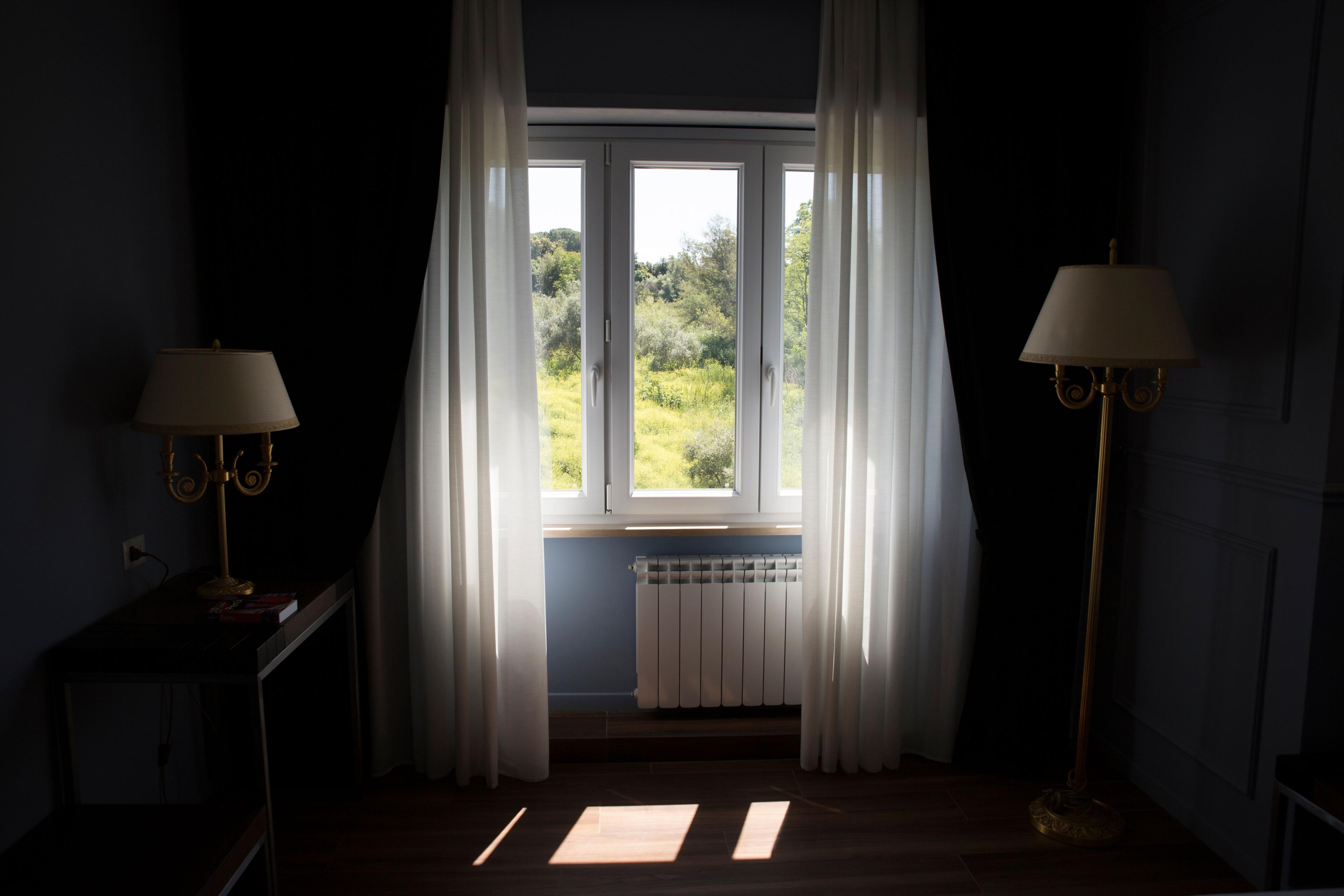 R2 · Blue Suite